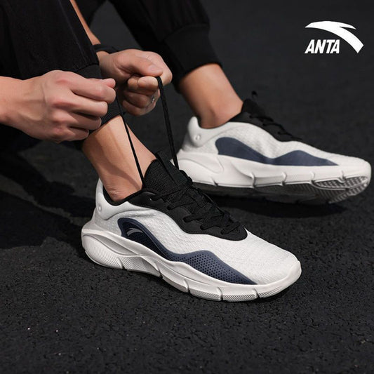 CHAUSSURES AU DESIGN FUTURISTE 2025