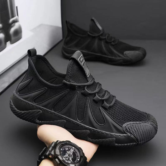 BASKETS NOIRES FUTURISTES